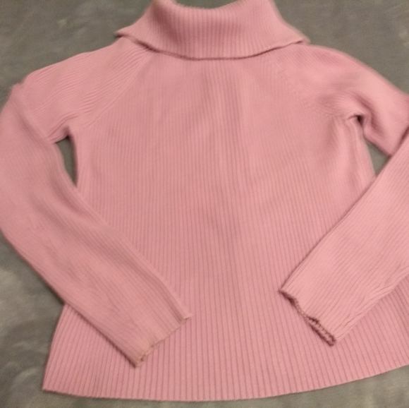 Zippered Ribbed Sweater - Picture 2 of 3